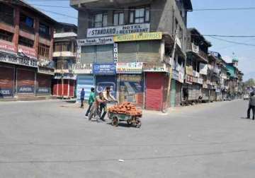 separatist shutdown affects life in kashmir valley