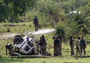 seven killed as maoists blow up a vehicle in bihar