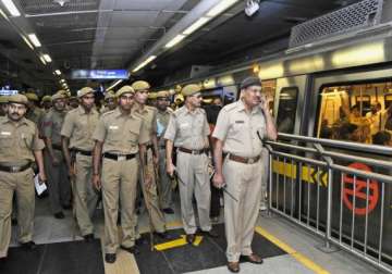 seven metro stations in delhi closed