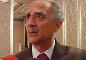 shourie to appear before cbi on feb 21 in telecom policy probe