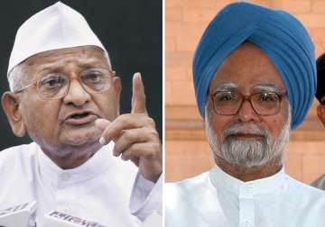 show some courage on lokpal bill anna hazare writes to pm