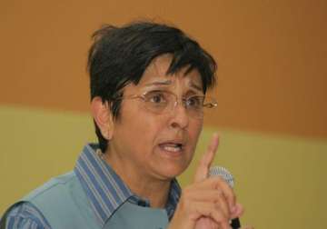 shun paid news bedi tells media ahead of polls