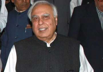 sibal meets president pm ahead of tomorrow s cabinet meet