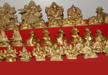 six astadhatu idols stolen from bihar temple
