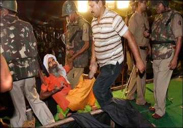 six policemen chargesheeted for lathicharge on ramdev supporters at ramlila maidan