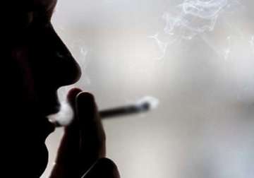 smoking may lead to age related cataract