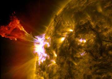solar flare may affect aviation communications