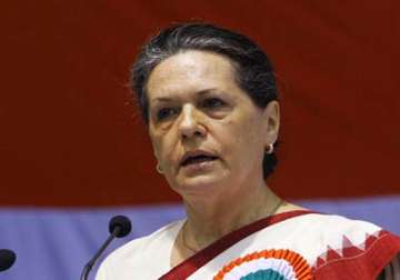 sonia gandhi returns to delhi after undergoing surgery abroad