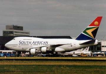 south africa safe for visitors says its airline