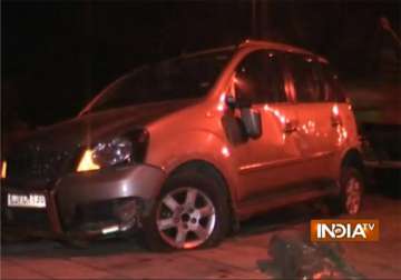 speeding car runs over 13 people at kashmere gate