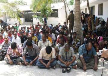 sri lankan tamil refugees on hunger strike demand indian intervention