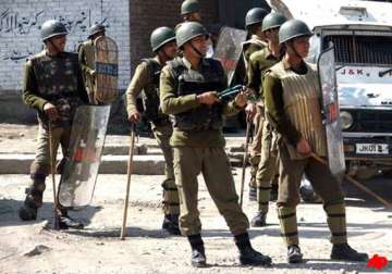 stone pelters on bikes attack kashmir police station