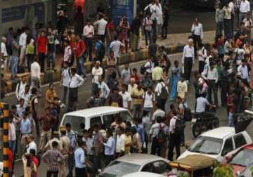 storm disrupts road rail air services in kolkata