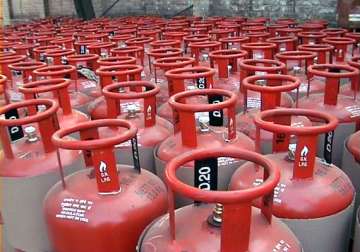 subsidized lpg cylinders quota to be hiked from 9 to 12 a year says moily