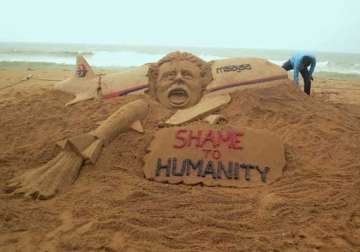 sudarsan pattnaik pays tribute to mh17 victims