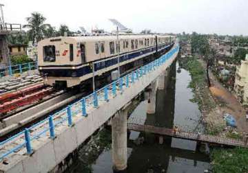 sunday morning services of kolkata metro launched