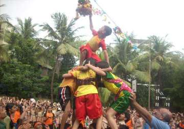 sc relaxes dahi handi norms 12 kids can be govindas now height restrictions also removed