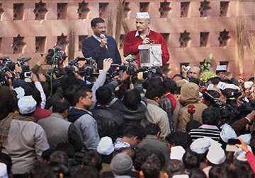 supreme court agrees to hear pil against ongoing agitation by kejriwal