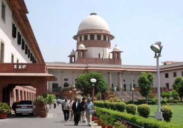 surrogate mother has no right over child delivered delhi court