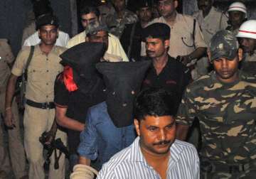 suspected im linkman held with fake notes in kolkata