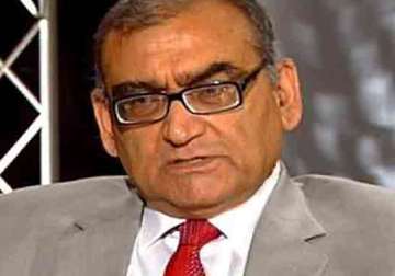 suspend book cops who detained journalist gilani justice katju