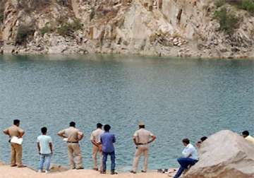 tv journalist drowns in lake in surajkund