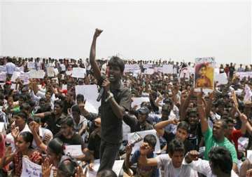 tamil protests in mumbai chennai and coimbatore over sri lankan war crimes