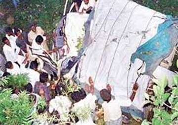 tata magic falls in a pond in samastipur 4 bodies recovered