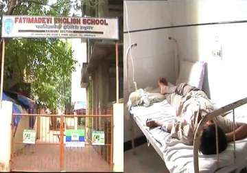 teenager slashes senior s neck with a blade in a mumbai school