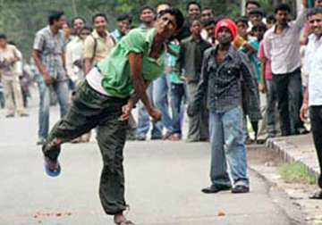 telangana bandh hits normal life for 2nd consecutive day