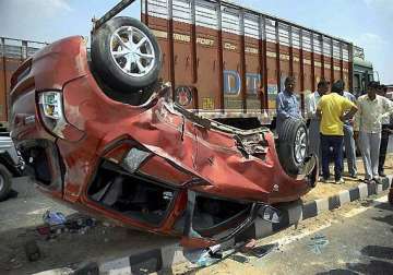 ten killed in tripura road accident