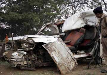 three killed in car truck collision in varnasi