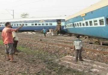 25 trains diverted 5 trains cancelled after kalka mail mishap