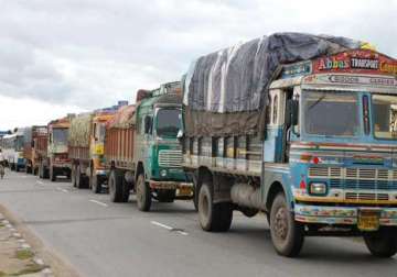 truck drivers in maharashtra withdraw proposed strike
