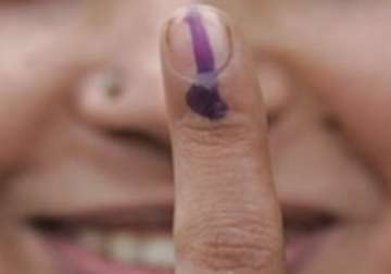 turnout 55 58 per cent voting peaceful in delhi mcd polls