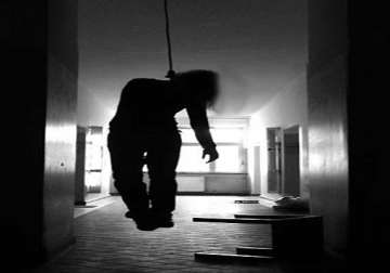 two students commit suicide after getting low marks