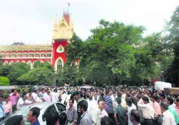 uttar pradesh to act tough on striking employees