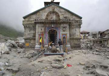 uttarakhand asi finds cracks in kedarnath temple sanctum sanctorum safe