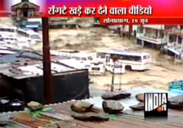 uttarakhand watch live video of cars buses washed away in sonprayag