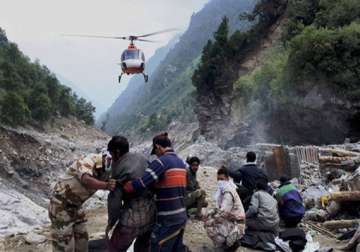 uttarakhand 13 000 stranded rains hit air evacuation