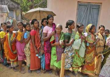 45 per cent polling in odisha till 2 pm