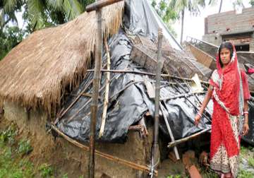 wb govt to build houses distribute seeds in flood hit areas