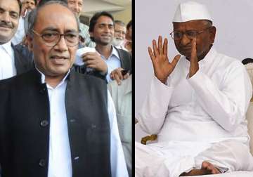 why are you soft on bjp digvijay asks anna hazare