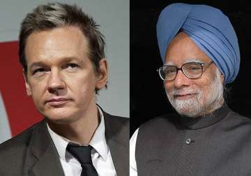 wikileaks founder says indian pm misleading public