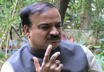 will try to bring down drug prices by 25 40 ananth kumar