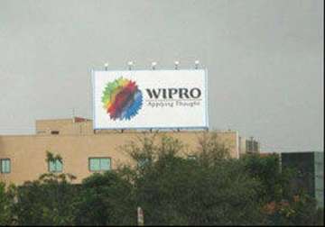 wipro partners with us firm to service global insurers