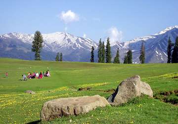 with snow still to thaw gulmarg attracting tourists