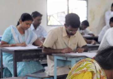 women grab top 2 slots in civil services exam