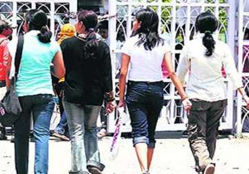 yadav girls banned from wearing jeans in mathura