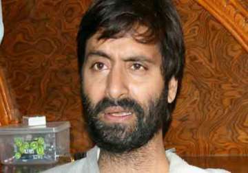 yasin malik and family allegedly thrown out of delhi hotel